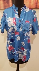 Womens Half Button Floral size XL